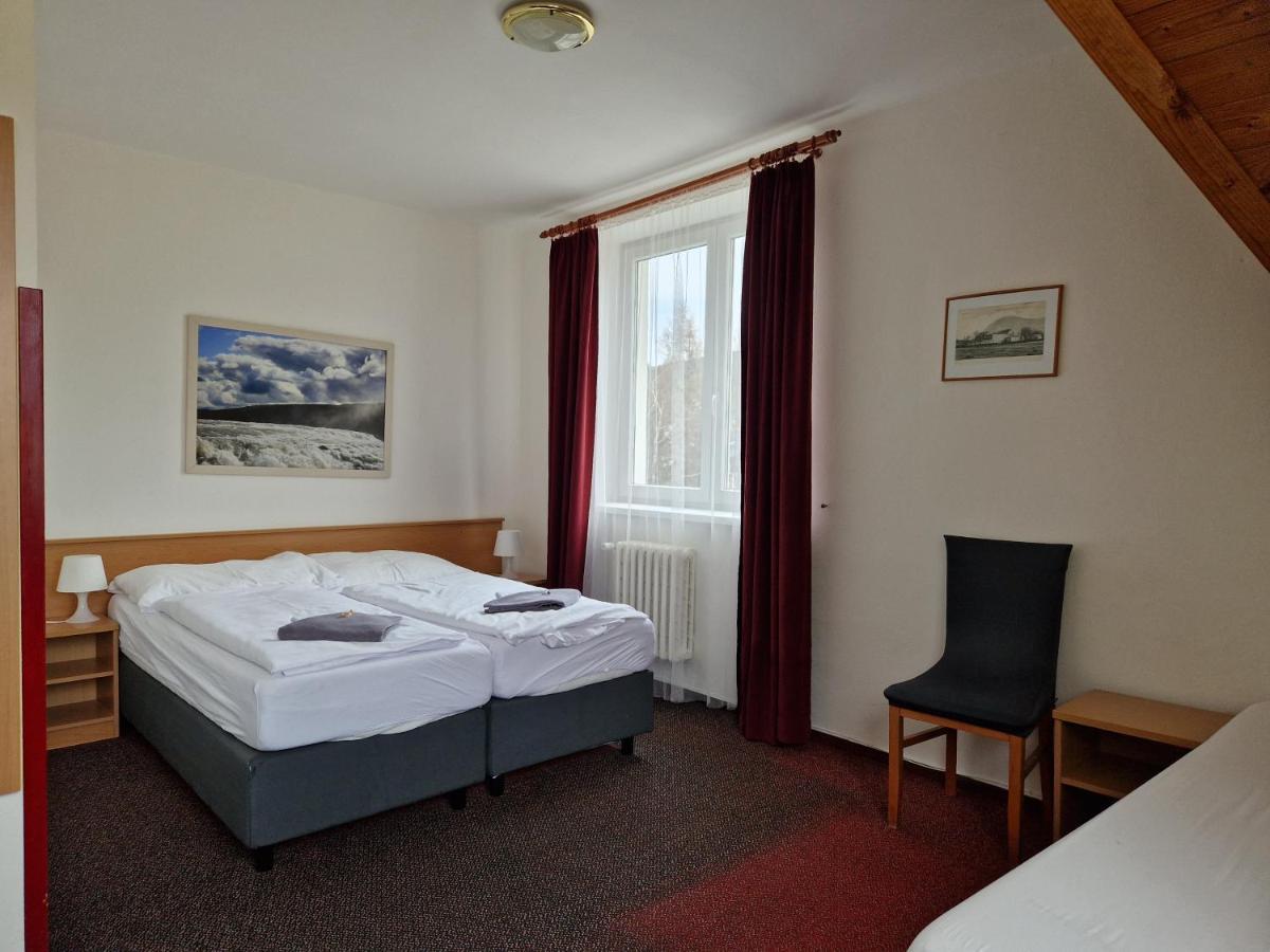 Hotel Harrachov Inn Екстериор снимка
