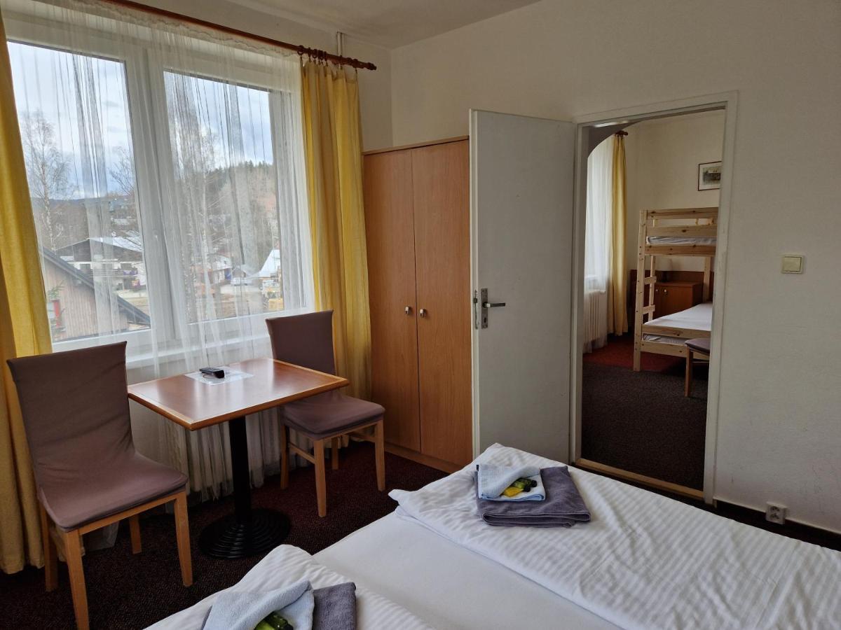 Hotel Harrachov Inn Екстериор снимка