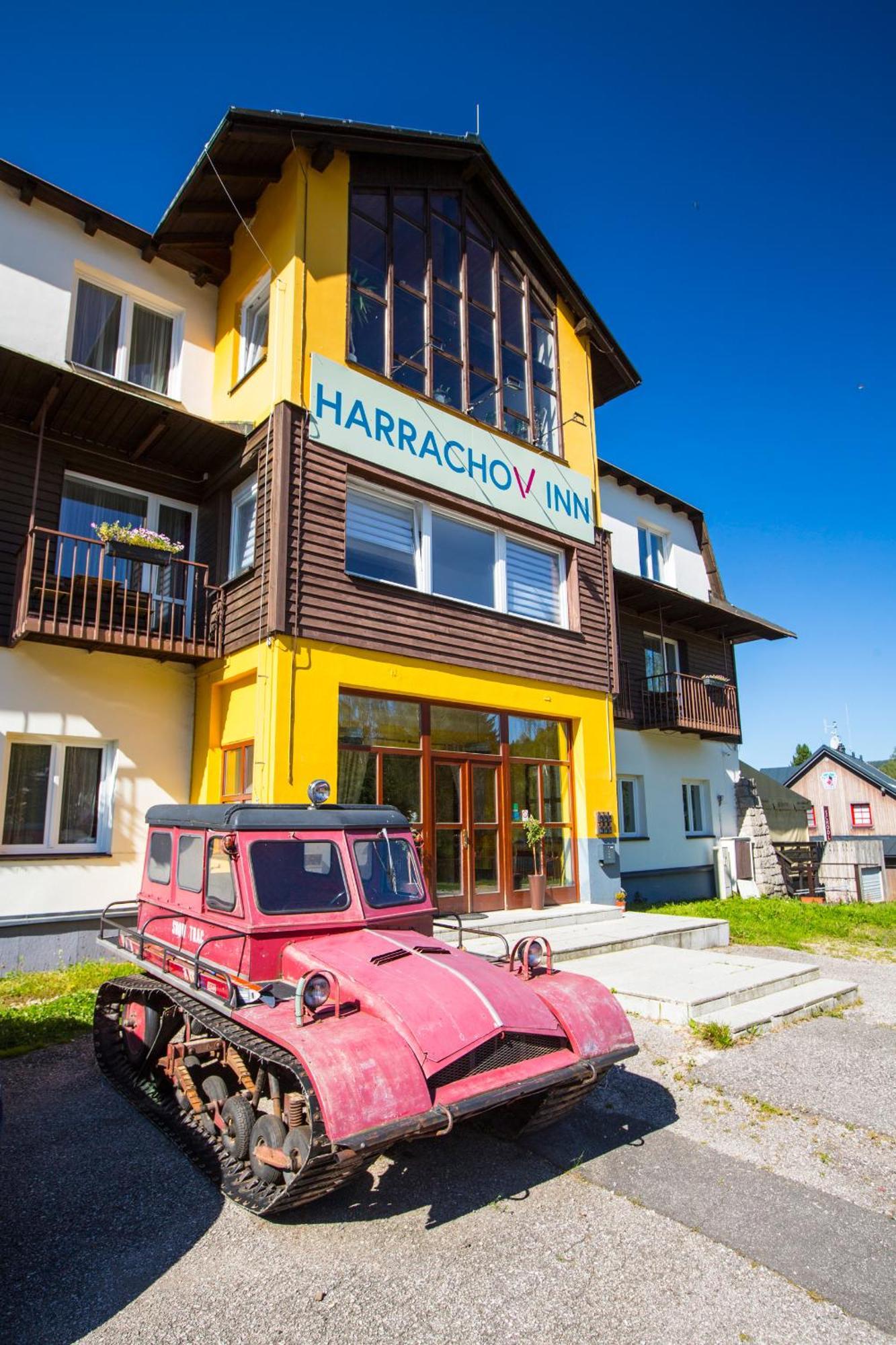Hotel Harrachov Inn Екстериор снимка